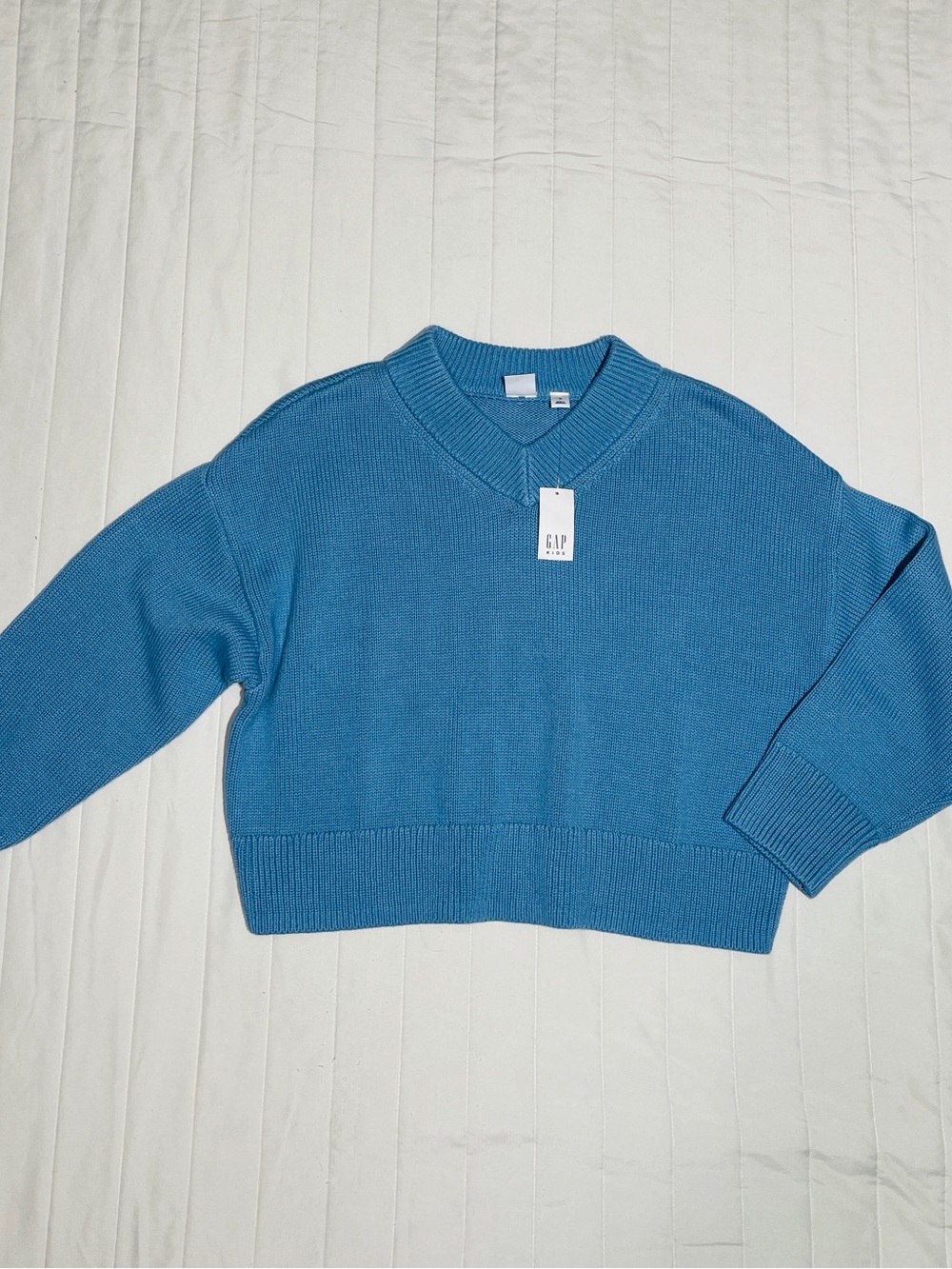 GAP Kids Teal Blue V‑Neck Cropped Knit Sweater